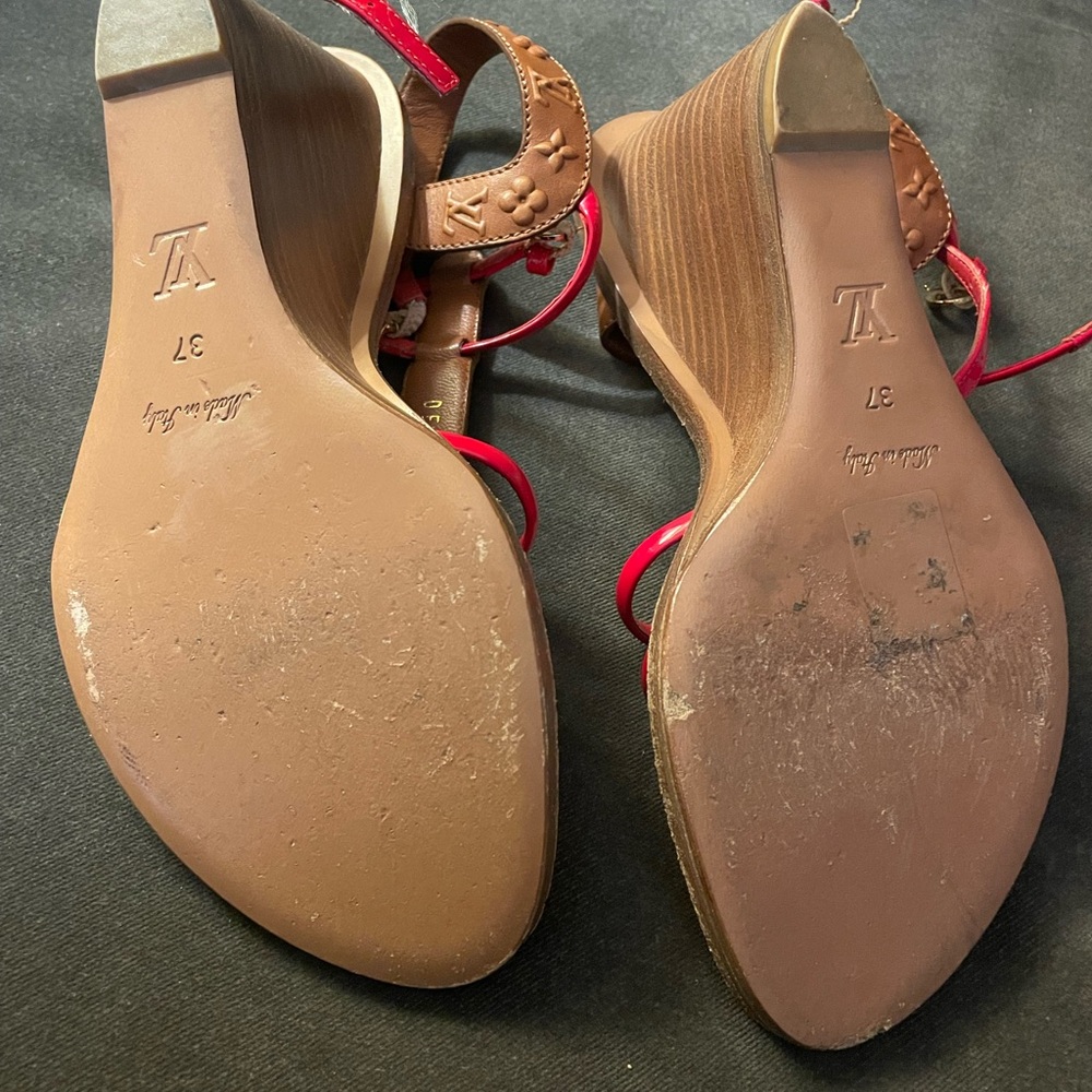 Louis Vuitton Brown Wedge Sandal with Red Straps - Picture 9 of 12